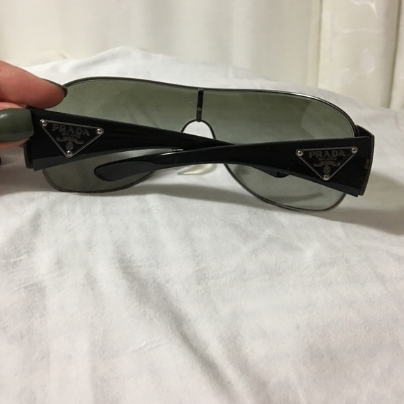Sunglasses main image 4
