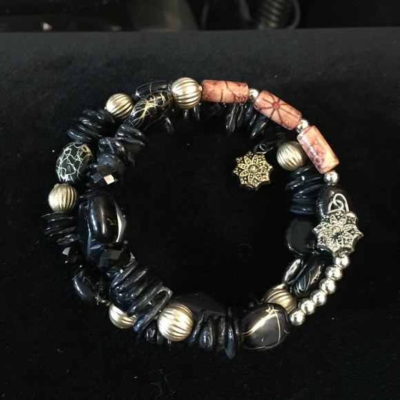 Beaded bracelet