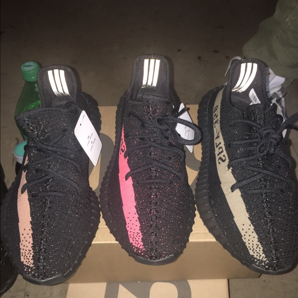Athletic_Shoes
