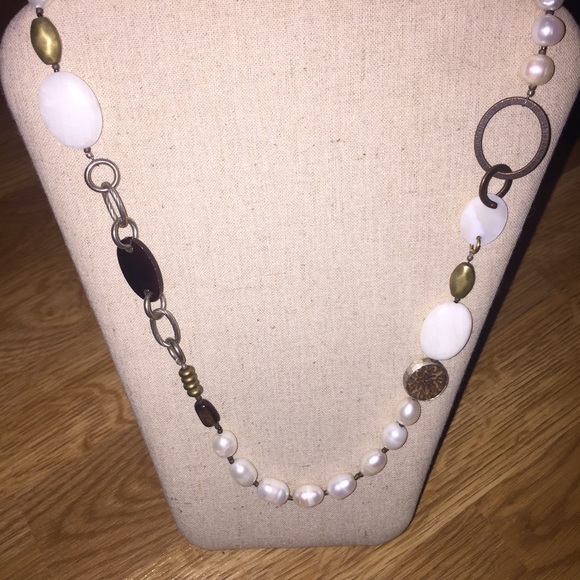 N1996 Silpada Pearl, Brass & Lip Shell Necklace