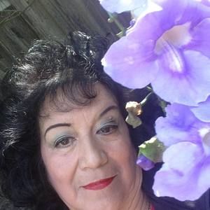 Meet your Posher, Carmen