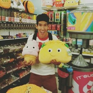 Meet your Posher, Nicolas