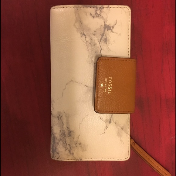 Leather fossil wallet with marble detail
