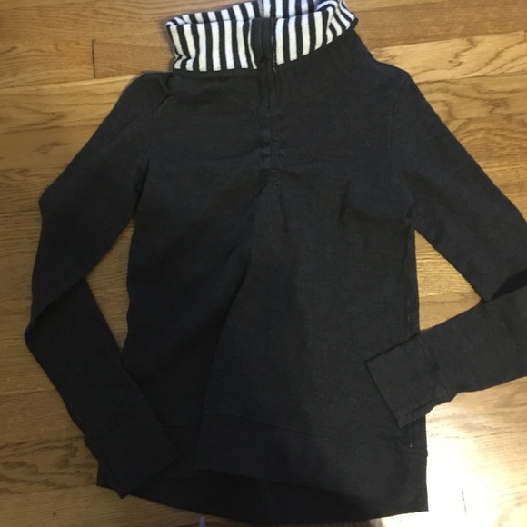 Reversible Lululemon Turtleneck