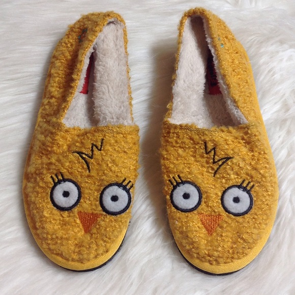 Brand New. Yellow Slippers 🐥