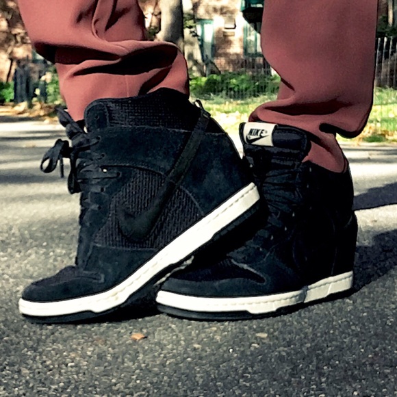 Nike Dunk Sky Hi