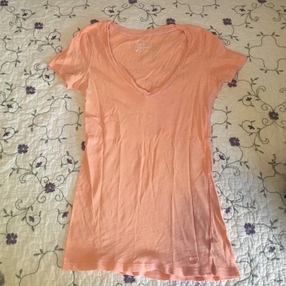 V-neck T-shirt