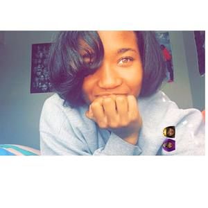 Meet your Posher, Amelia