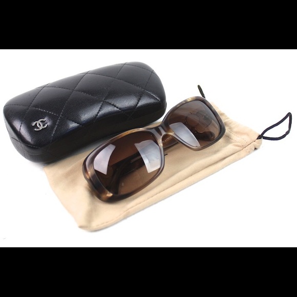Chanel Tortoise Bouton Enamel CC Sunglasses 5191
