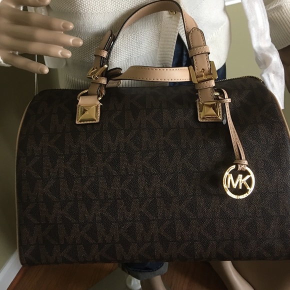 Large Grayson Satchel new with tags ππ - Picture 3 of 7