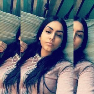 Meet your Posher, Yamna