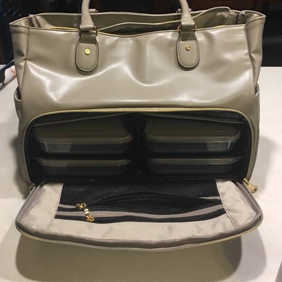 SOLD!!!!!! 6 Pack Meal Bag - Picture 2 of 3