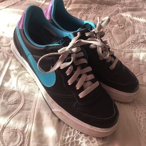 Black/blue/purple nike shoes