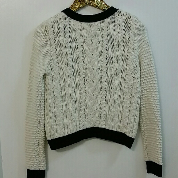 Cable Cardigan with chained details - Picture 3 of 3