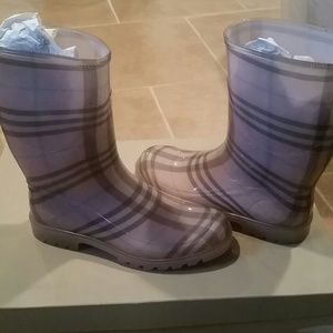 ON HOLD Burberry Pink Nova Check Short Rain Boots