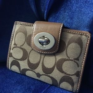 Coach wallet