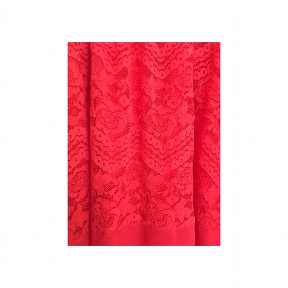 The Orange/Red Lace Dress - Picture 4 of 4