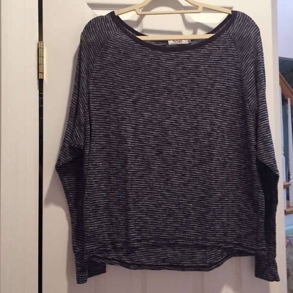 TLove wide crew neck long sleeve top XS