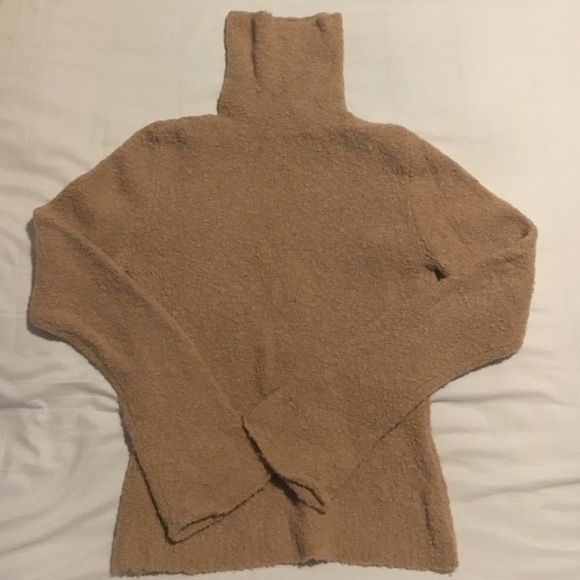 Moda International Sweaters - Cozy sweater