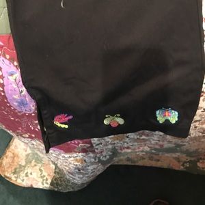 Quaker Factory Capri pants