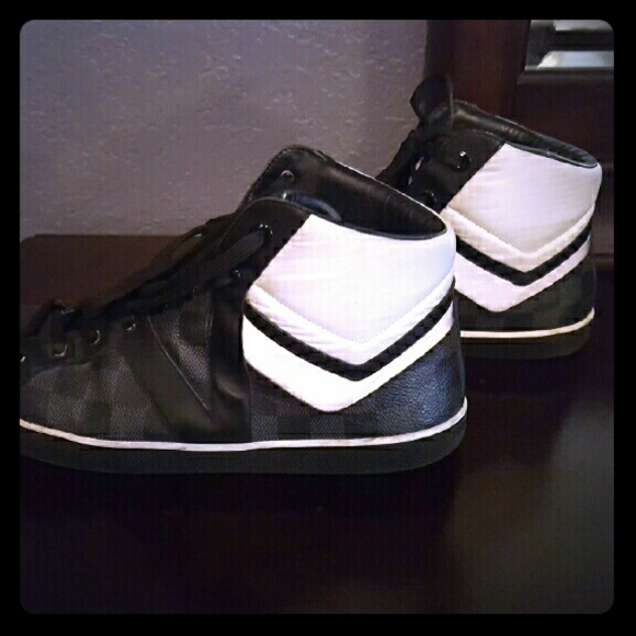 Louis Vuitton Athletics Shoes