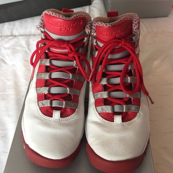 red and white 10s