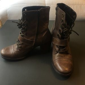 Steve Madden heeled lace up booties