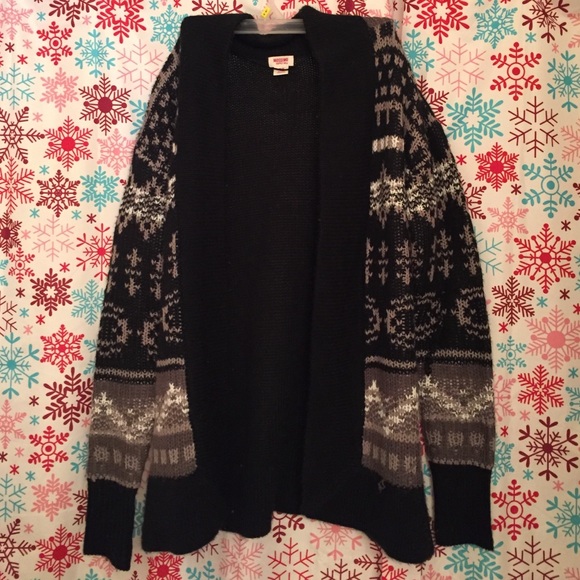 Mossimo Knit sweater/cardigan (women's)