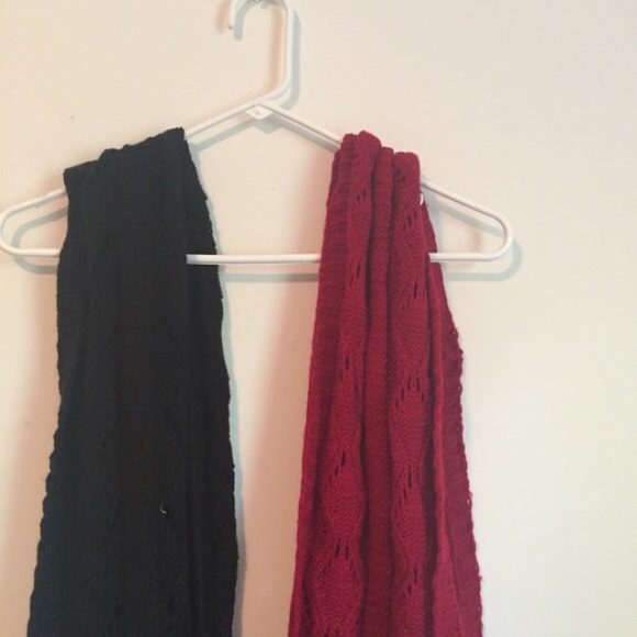 {Urban Outfitters} Bundle of circle scarves
