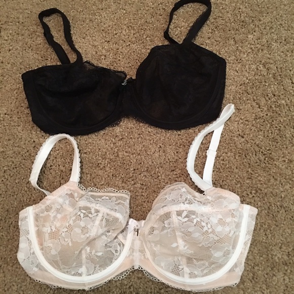 2 VS bras