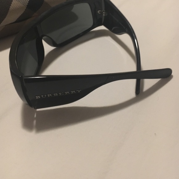 Burberry sunglasses