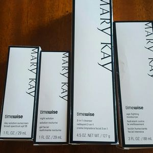 Mary kay Time Wise Miracle collection