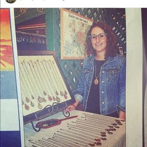 Meet your Posher, Jenny