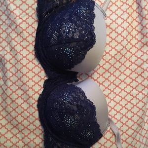Victory Secret bra 32DDD