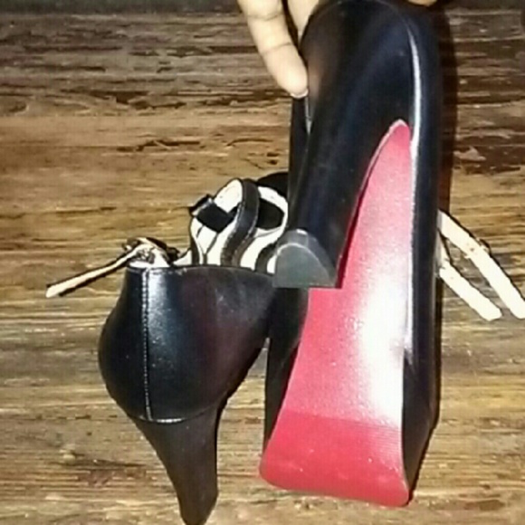 Shoes - Picture 2 of 2