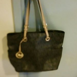 Michael Kor Tote Jet Set Signature