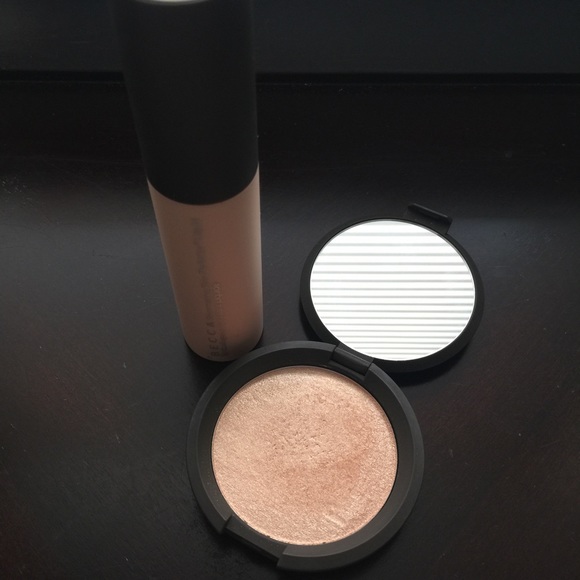 Becca Champagne Pop Highlighting Bundle