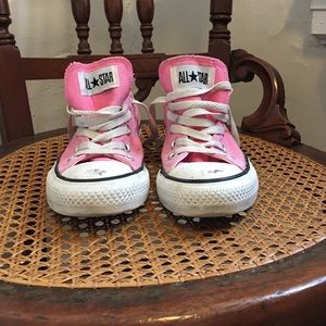 Chuck Taylor All Star Low Top*donated soon!*