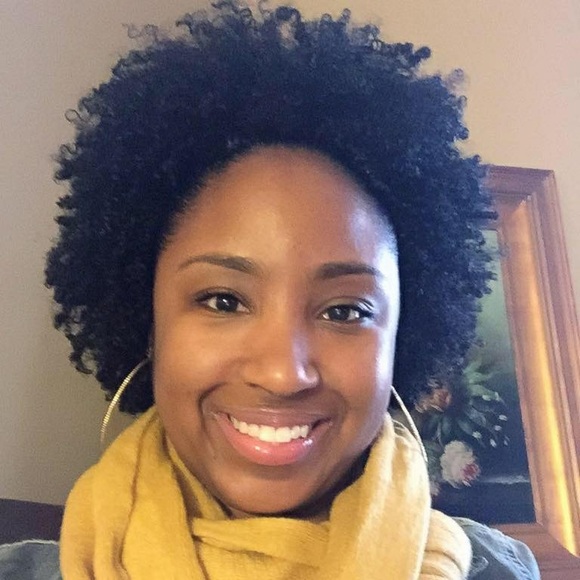 โจMeet your Posher, La Tanya! Posh Ambassador โจ - Picture 6 of 7