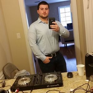 Meet your Posher, Tzvi