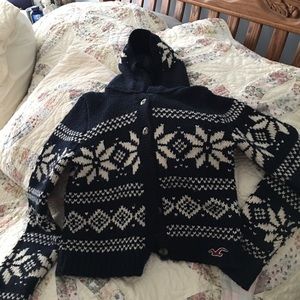 Hollister sweater