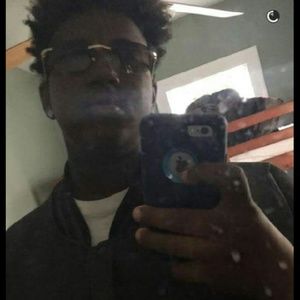 Meet your Posher, Perry