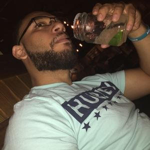 Meet your Posher, Johan