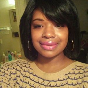 Meet your Posher, Roshanda