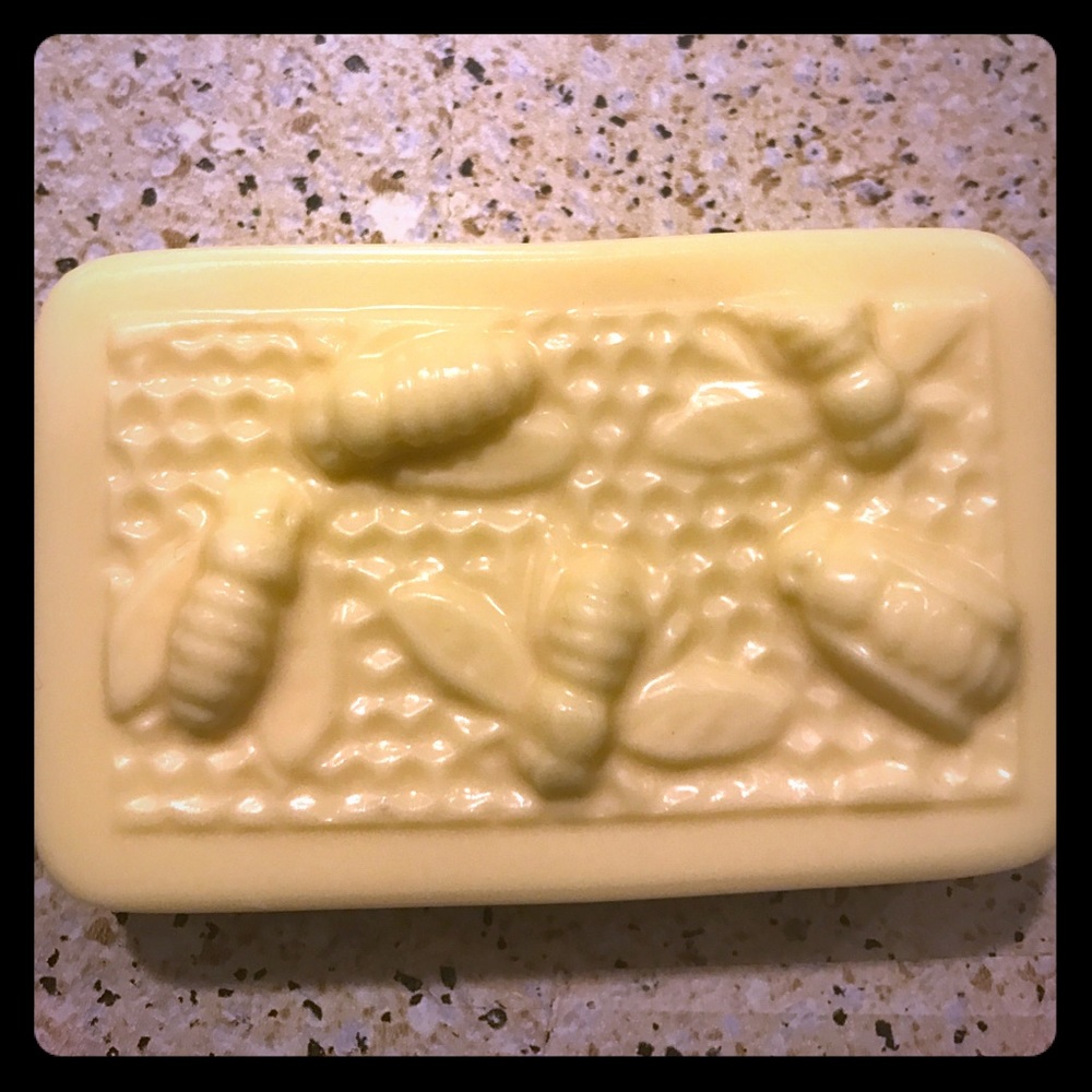 🔥 2 FOR $15 Goat's Milk & Organic Honey Soap