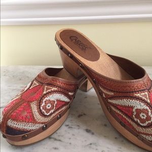 Carlos by Carlos Santana size 8 clogs