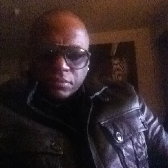 Meet your Posher, A - Picture 1 of 1