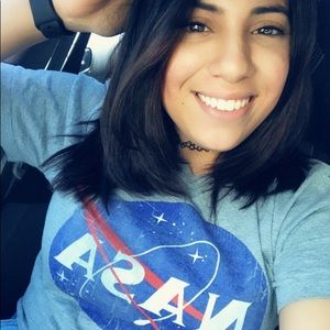 Meet your Posher, Celi