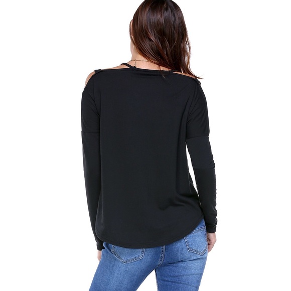 ✨ONE LEFT!✨ V Neck Cut Off Shoulder Top - Picture 4 of 4