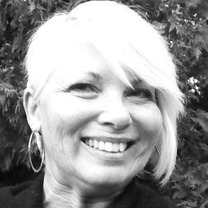 Meet your Posher, Angie